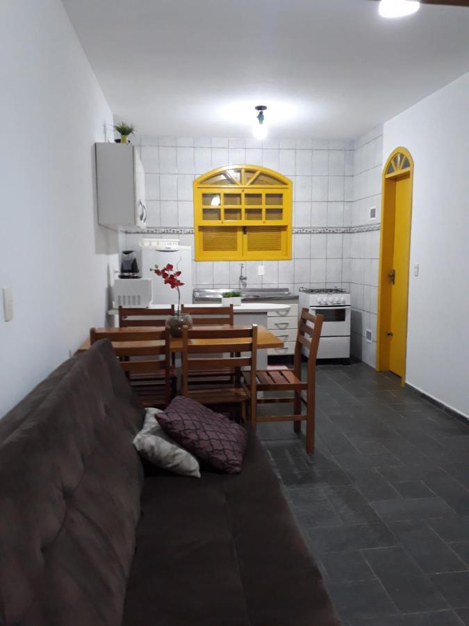Residencial Colonial Amarelo A 150M Da Praia De Mariscal Aparthotel Bombinhas Buitenkant foto