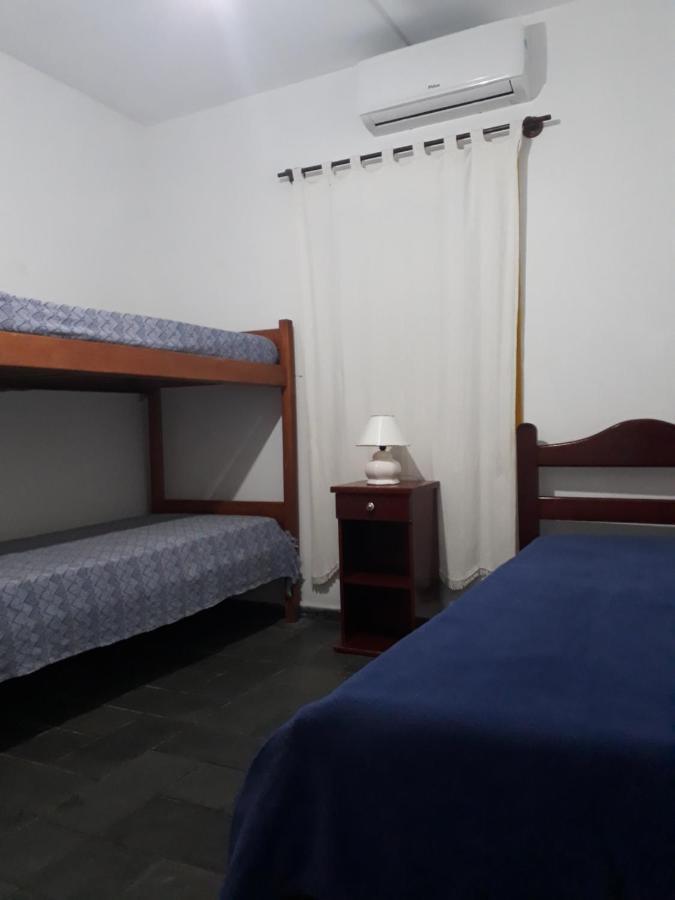 Residencial Colonial Amarelo A 150M Da Praia De Mariscal Aparthotel Bombinhas Buitenkant foto