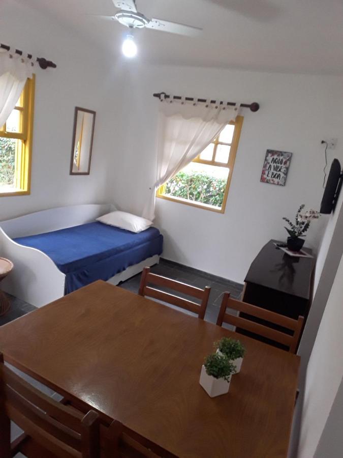 Residencial Colonial Amarelo A 150M Da Praia De Mariscal Aparthotel Bombinhas Buitenkant foto